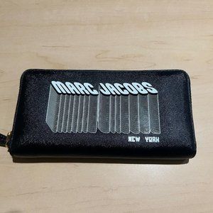 Marc Jacobs wallet black